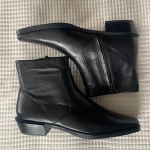 Sarto bootie, new-without tag